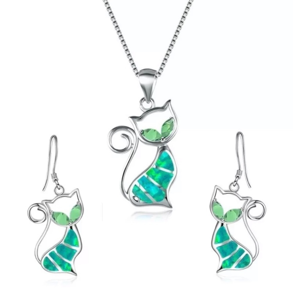 5/$30 Brand new cat set jade colored opal style